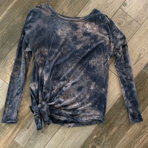 Lululemon to the point front tie dye long sleeve shirt